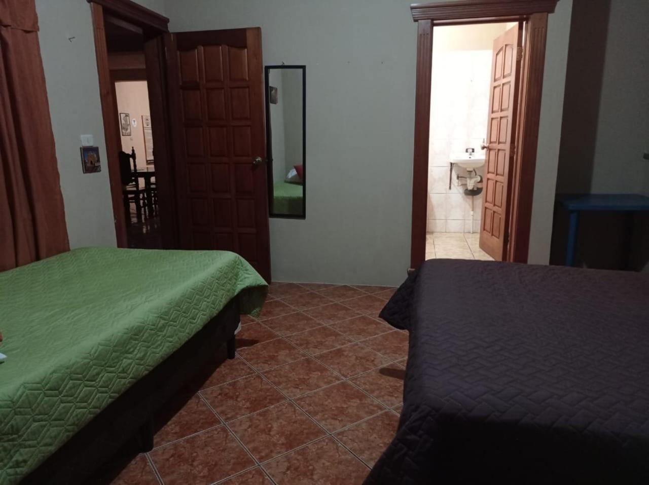 Hosteria Del Centro Santiago Atitlán Exterior foto